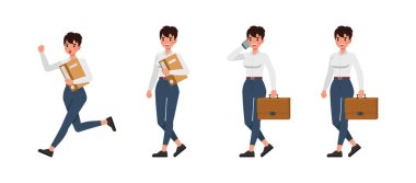 İş kadını çeşitli aksiyon karakteri tasarım setinde çalışıyor ve sunum yapıyor. Kadın beyaz gömlek giyiyor..