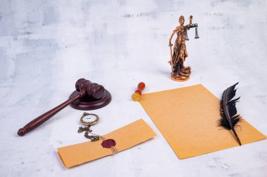 Noter 'in vasiyetnamesi ve son arzusu üzerine halka açık kalem ve mühür. Noter kamu araçları