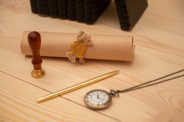 Eski pul, zarf ve vasiyet. Noter kamu araçları