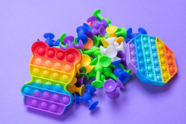 Stres önleyici oyuncaklar, basit gamzeler. Huzursuz çocuklar için konsept eğlence, iyi motor beceriler geliştirme, stres giderme.