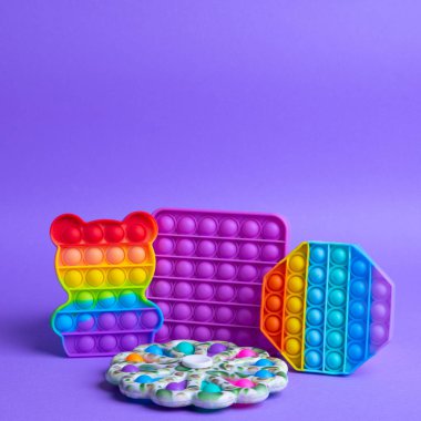 Stres önleyici oyuncaklar, basit gamzeler. Huzursuz çocuklar için konsept eğlence, iyi motor beceriler geliştirme, stres giderme.