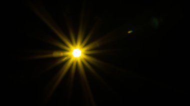 Siyahta soyut Doğal Güneş parlaması