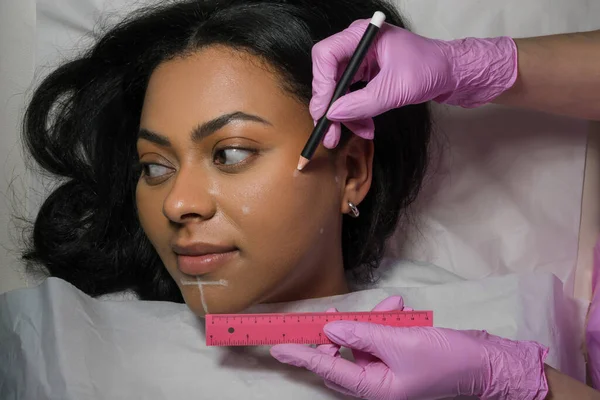 Making Beauty Modifying Face Make Non Surgical Surgical Correction Plastic — Stock Photo, Image