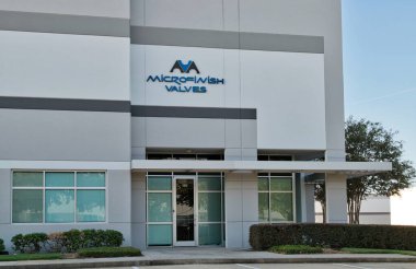 Houston, Teksas ABD 09-24-2023: Microfinish Valves ofis binasının dışı, Houston, TX. Küresel sanayi valfleri üreticisi ve tedarikçisi.