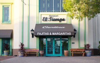 Houston, Teksas ABD 06-23-2024: El Tiempo Cantina Meksika Restoran Şirketi.