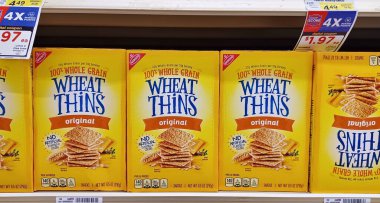 Houston, Teksas ABD 09-01-2024: Wheat Thins gıda krakerleri Nabisco marka süpermarket.