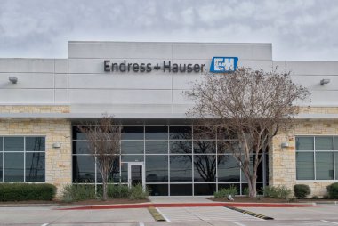 Houston, Teksas ABD 03-02-2025: Endress + Hauser şirket mağazası önü.