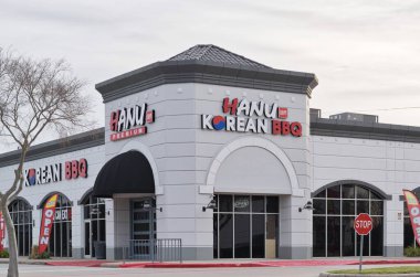 Houston, Teksas ABD 03-02-2025: Hanu Kore Barbekü restoranının dış cephesi.