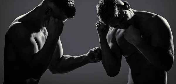 Two Professional Boxer Boxing Two Young Boxers Facing Each Other — Stock Photo, Image