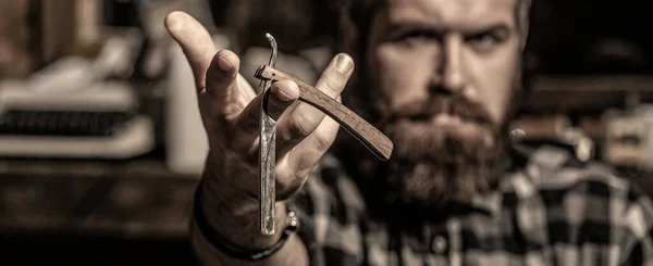 면도칼 이발소 사람의 초상화 빈티지 면도칼 — 스톡 사진