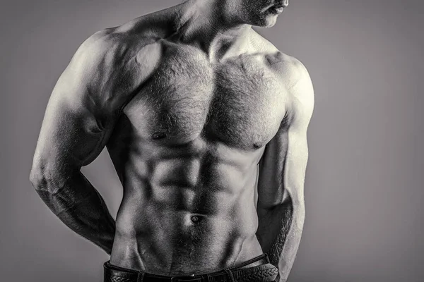 Sześciopak Silny Człowiek Tułowiem Seksowny Mięśniak Ciało Zmysłowych Mężczyzn Model — Zdjęcie stockowe
