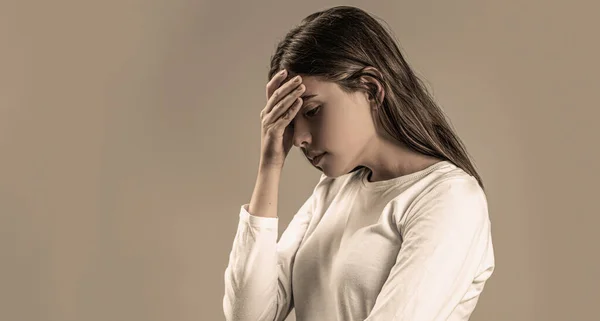 Stressato Perché Dolore Emicrania Donna Con Forte Mal Testa Che — Foto Stock