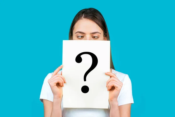 Unknown Woman Holding Question Mark Girl Holding Paper Question Mark — Stock Photo, Image