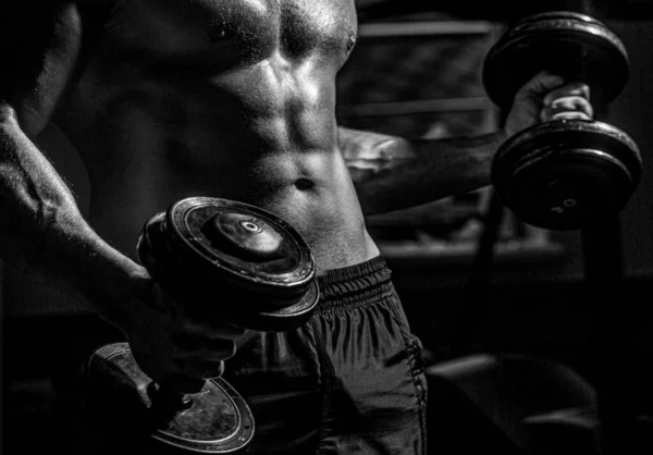 Sportovec Tělocvičně Činkami Abs Biceps Svalnatý Muž Tupým Předmětem Černá Stock Obrázky
