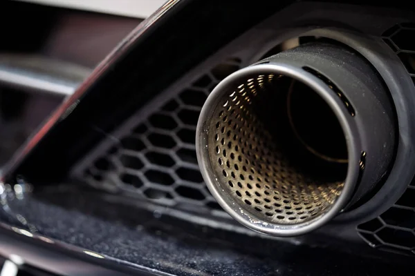 Close Shot Rear Exhaust Pipe Sports Car — Stock Photo, Image