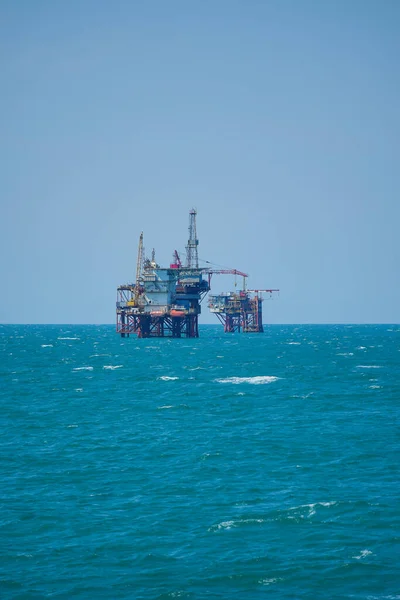 Нефтегазовая Буровая Платформа Море — стоковое фото