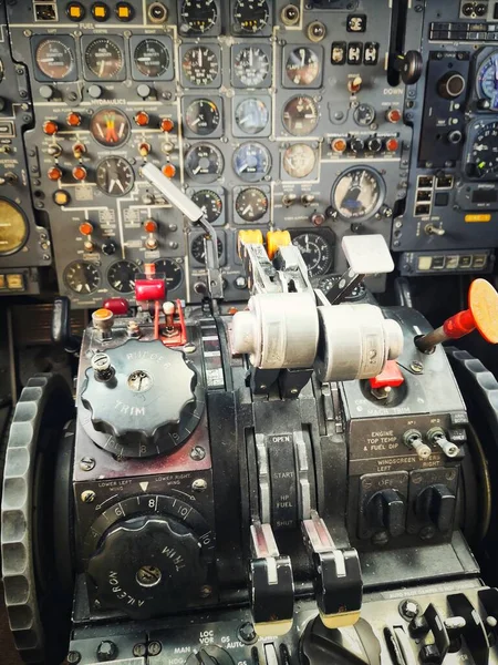 Primer Plano Del Panel Control Una Cabina Avión —  Fotos de Stock
