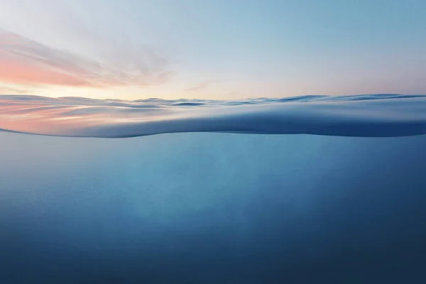 Azul Mar Oceano Superfície Água Debaixo Água Contra Pôr Sol — Fotografia de Stock
