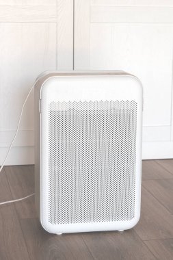 Beyaz Apartman Hava Arındırıcı. Mikro iklim.