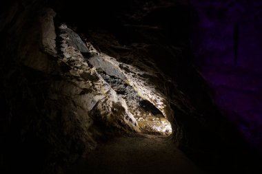 Raibl madeni Predil Mağaraları Avrupa 'nın en önemli kurşun ve çinko madenlerinden biriydi.