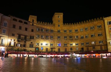 Siena, Toskana 'nın en güzel şehirlerinden biridir.