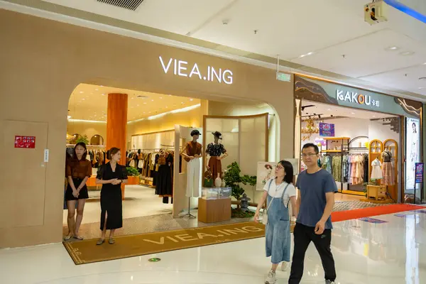 Zhongshan Guangdong China Junho 2023 Viea Ing Loja Roupas Shopping — Fotografia de Stock