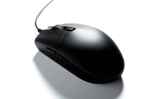 Von Oben Schwarze Maus Mit Kabel Auf Weißem Hintergrund — Stockfoto