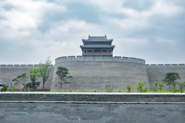 Yatay bileşikte Çin Mimari Ağ Duvarı