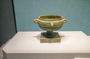 Taiyuan ShanXi Çin-29 Temmuz 2023: Shanxi Müzesi 'nde kültür kalıntısı gemisi.