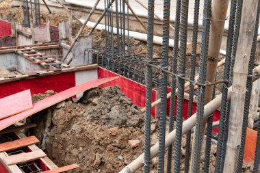 Yeni bir evin soyutlanma sahasının temel çalışmaları