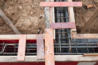 Yeni bir evin soyutlanma sahasının temel çalışmaları