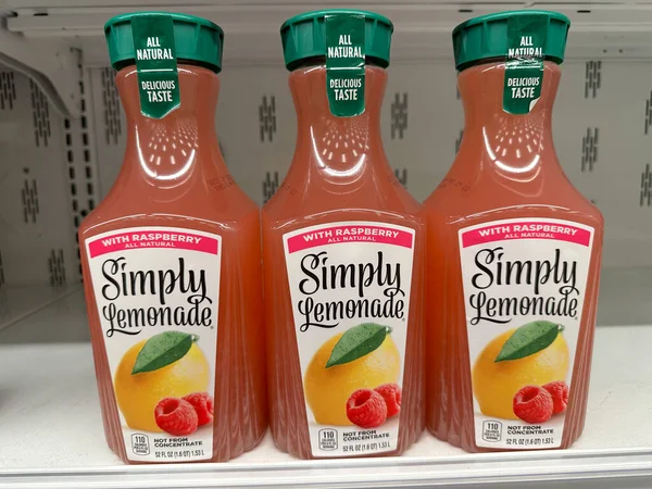 stock image Plymouth, Minnesota - November 4, 2022: Bottles of Simply Lemonade Raspberry flavor on sale at a grocery store