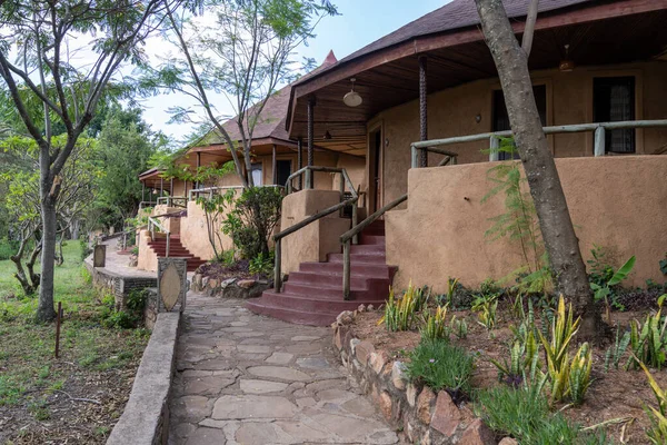 Kenia Afryka Marca 2023 Widok Bungalow Mara Sopa Lodge Kurorcie — Zdjęcie stockowe