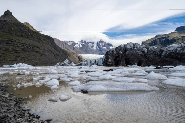 Glaciar Svinafellsjokull Islandia Con Trozos Iceburgo Agua —  Fotos de Stock