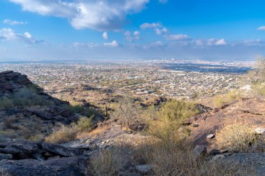 Mormon Patikası 'ndan Phoenix Metro Bölgesi - South Mountain Park Arizona
