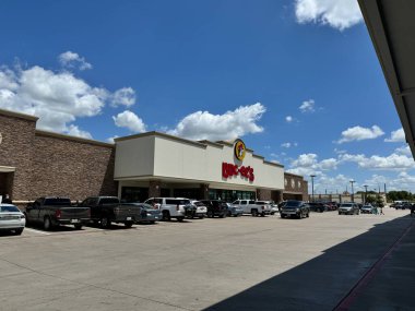 Bir Buc-Ees Benzin İstasyonu ve Seyahat Merkezi 'nin dışı