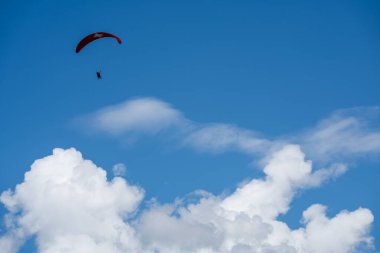 İsviçre Alpleri 'nin yukarısında Gimmelwald, İsviçre yakınlarında.