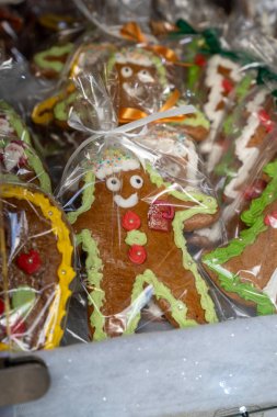 Strazburg 'da bir Noel pazarında satılık ev yapımı zencefilli kurabiye.