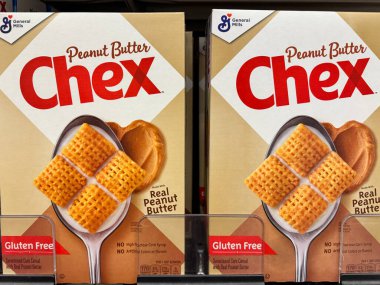 Plymouth, Minnesota - 3 Nisan 2025: General Mills 'in Fıstık Ezmeli Gevreği Marketi