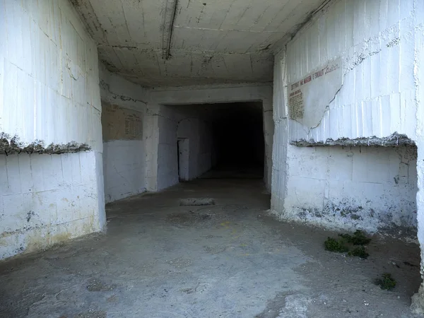 Bunker Cemento Riva Mare Albania — Foto Stock