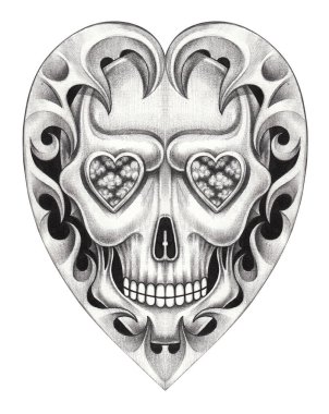 Gerçeküstü kalp, kafatası dövmesi, kağıda çizilmiş el..
