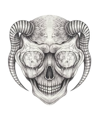 Şeytan kafatası dövmeli el kağıda çizim yapıyor..