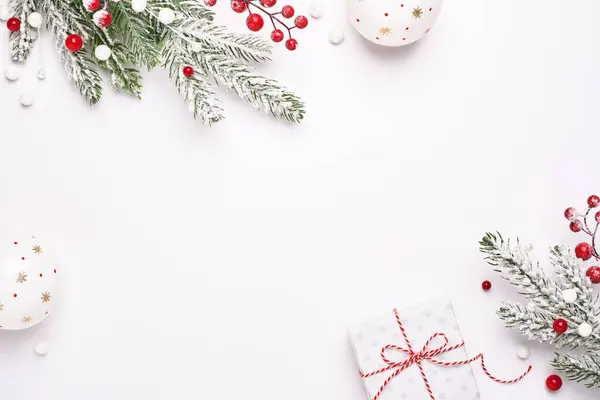 Carte Voeux Noël Cadre Décorations Noël Cadeau Sapin Fond Blanc Images De Stock Libres De Droits