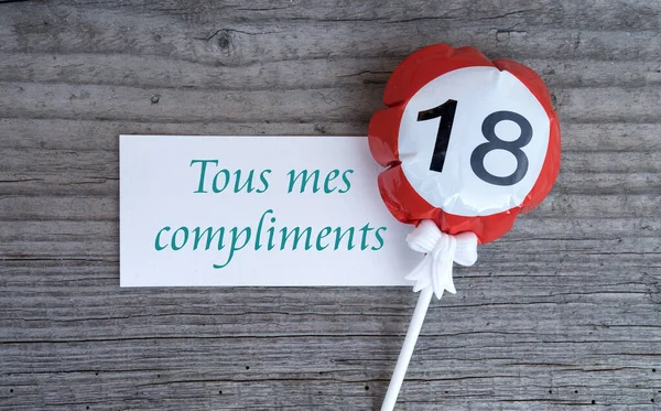 Francouzský Pozdrav Narozeninám Balónek Textem Gratulujeme — Stock fotografie