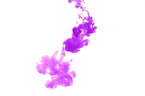 Beyaz arka planda mor boya, soyut duman deseni, renkli sıvı boya, sıçrama boyası.