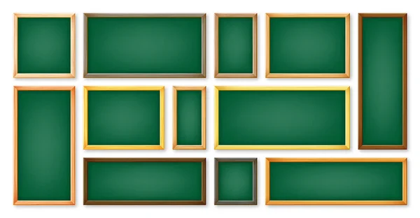 在木制框架内的现实的各种黑板 绿色餐厅菜单板 学校黑板 文字或图画的书写表面 空白广告或展示板 矢量说明 — 图库矢量图片