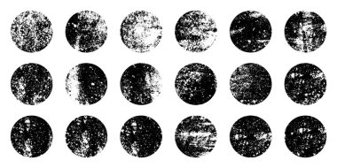 Grunge lekeler ve çiziklerle daireler çiziyor. Çember fırça darbesi, yuvarlak şekil tasarım elementi. Sıkıntılı kirli metin çerçevesi, sınır, çıkartma ya da etiket. Boya fırçası, mürekkep lekeleri. Vektör illüstrasyonu.