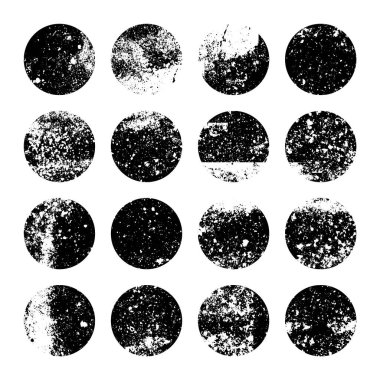 Grunge lekeler ve çiziklerle daireler çiziyor. Çember fırça darbesi, yuvarlak şekil tasarım elementi. Sıkıntılı kirli metin çerçevesi, sınır, çıkartma ya da etiket. Boya fırçası, mürekkep lekeleri. Vektör illüstrasyonu.