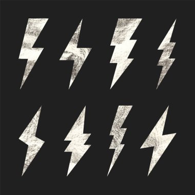 Gümüş yıldırım simgeleri koleksiyonu. Altın folyo dokusu. Flaş sembolü, yıldırım. Basit yıldırım çarpması işareti. Vektör illüstrasyonu.