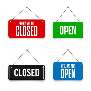 Gerçekçi açık ya da kapalı tabelalar. Kafe, restoran, bar ya da perakende mağazası için klasik kapı tabelası. Duyuru pankartı, iş ya da hizmet için bilgi tabelası. Vektör illüstrasyonu.